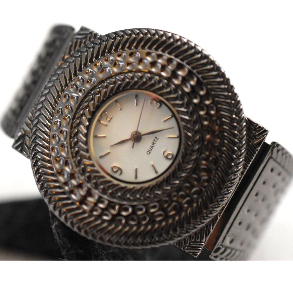 Gothic Dimpled Black Gunmetal Chunky Cuff New Battery Gently Worn Watch